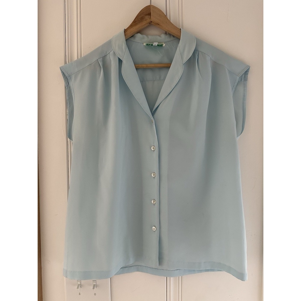 Vintage SilkHana by Lady Manhattan Powder Blue Sleeveless Button Front Size 16